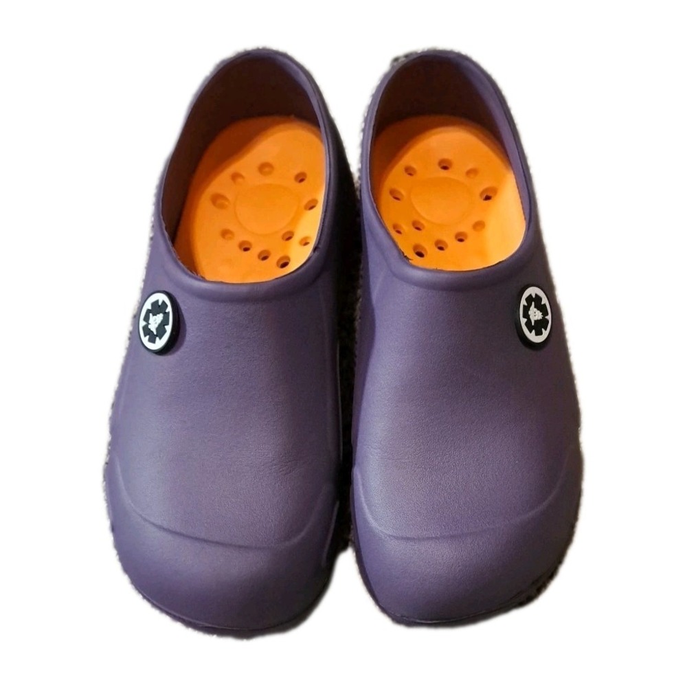 YUNGPRIME Men's 5.5 and Women's 7 Slip-Resistant Work Shoes - Nursing - Chef